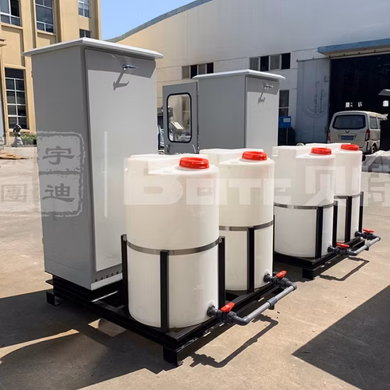 Sistema de dosificación químico automático de cloro químico con tanque de PE controlado por PLC