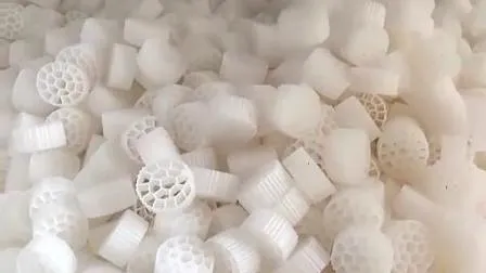 Medios filtrantes plásticos Mbbr del material K1 K3 K5 del filtro de agua de la piscicultura de la acuicultura